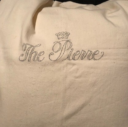 Pierre laundry bag closer